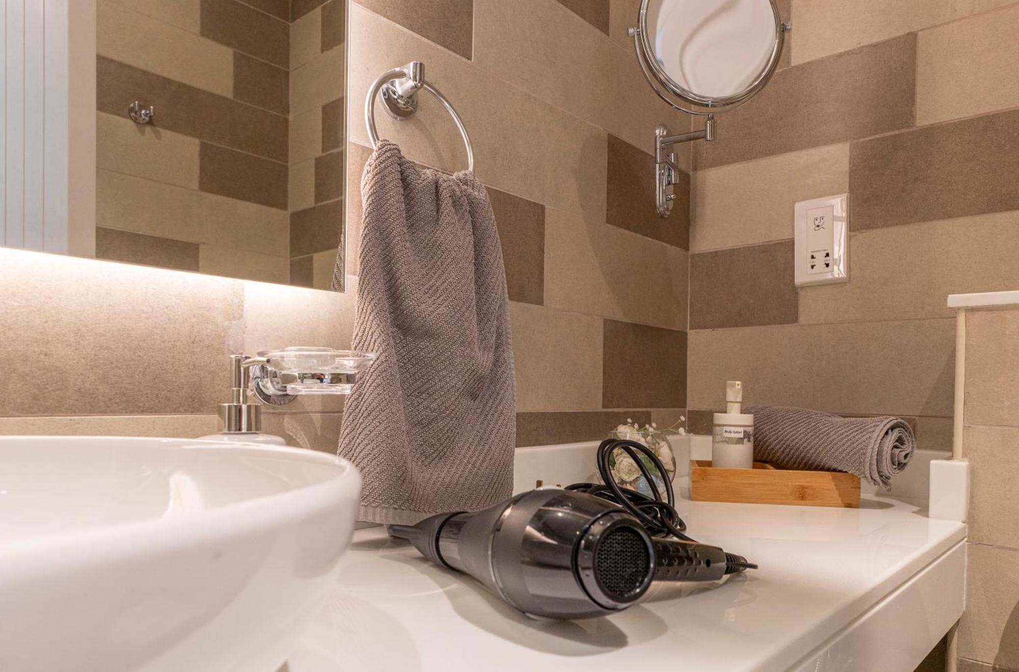 Studio With Private Beach Access At Palm Jumeirah Dubai Eksteriør billede